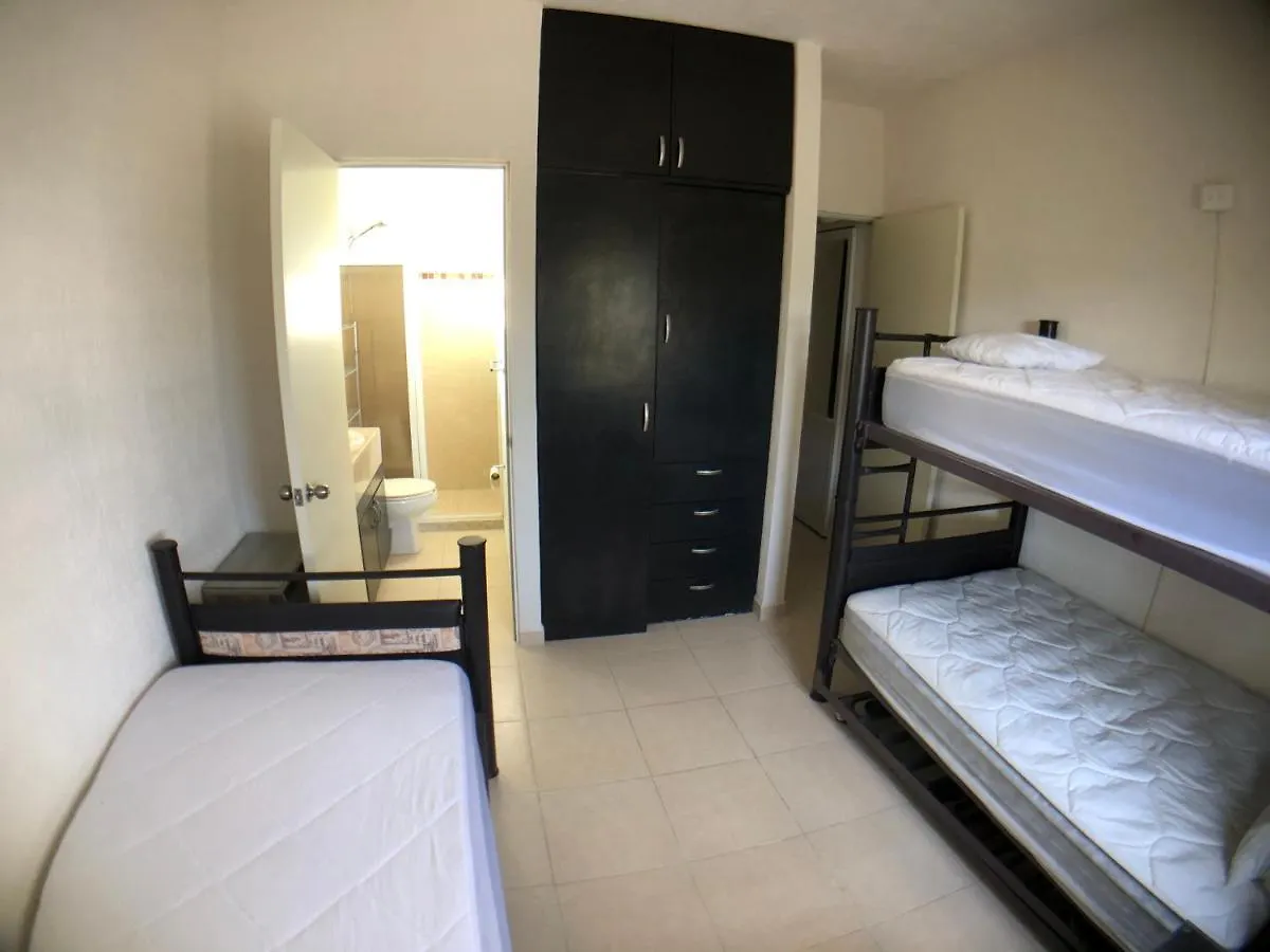 Casa Colibri, Playa Del Carmen Villa