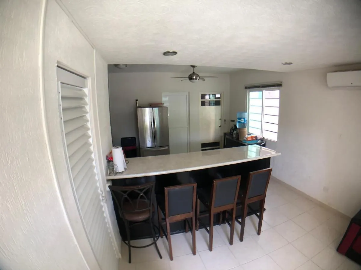 Casa Colibri, Playa Del Carmen Villa 0*,